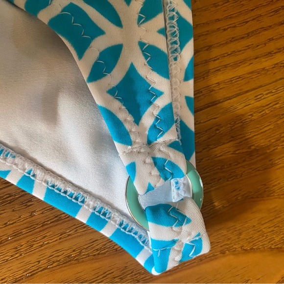 Forever 21 Blue and White pattern bikini bottoms - Picture 4 of 4